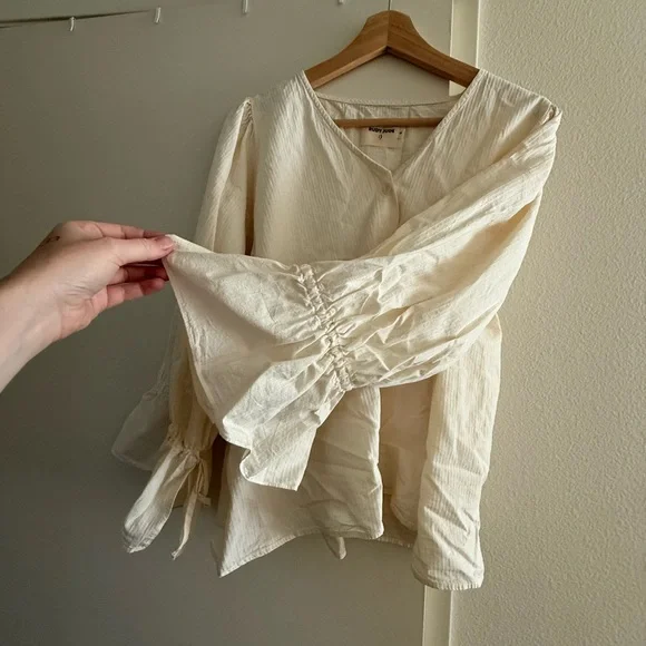 Rudy Jude June Blouse in Natural, Sz Medium - Picture 2 of 5